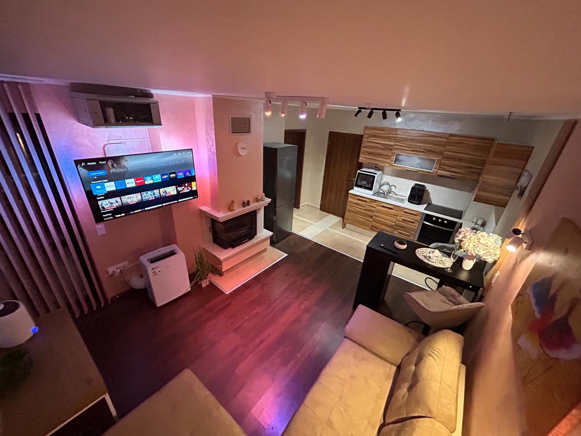 2-Bedroom, 2-Bathroom With Fireplace And Garden At Winslow Infinity Bansko Exterior photo