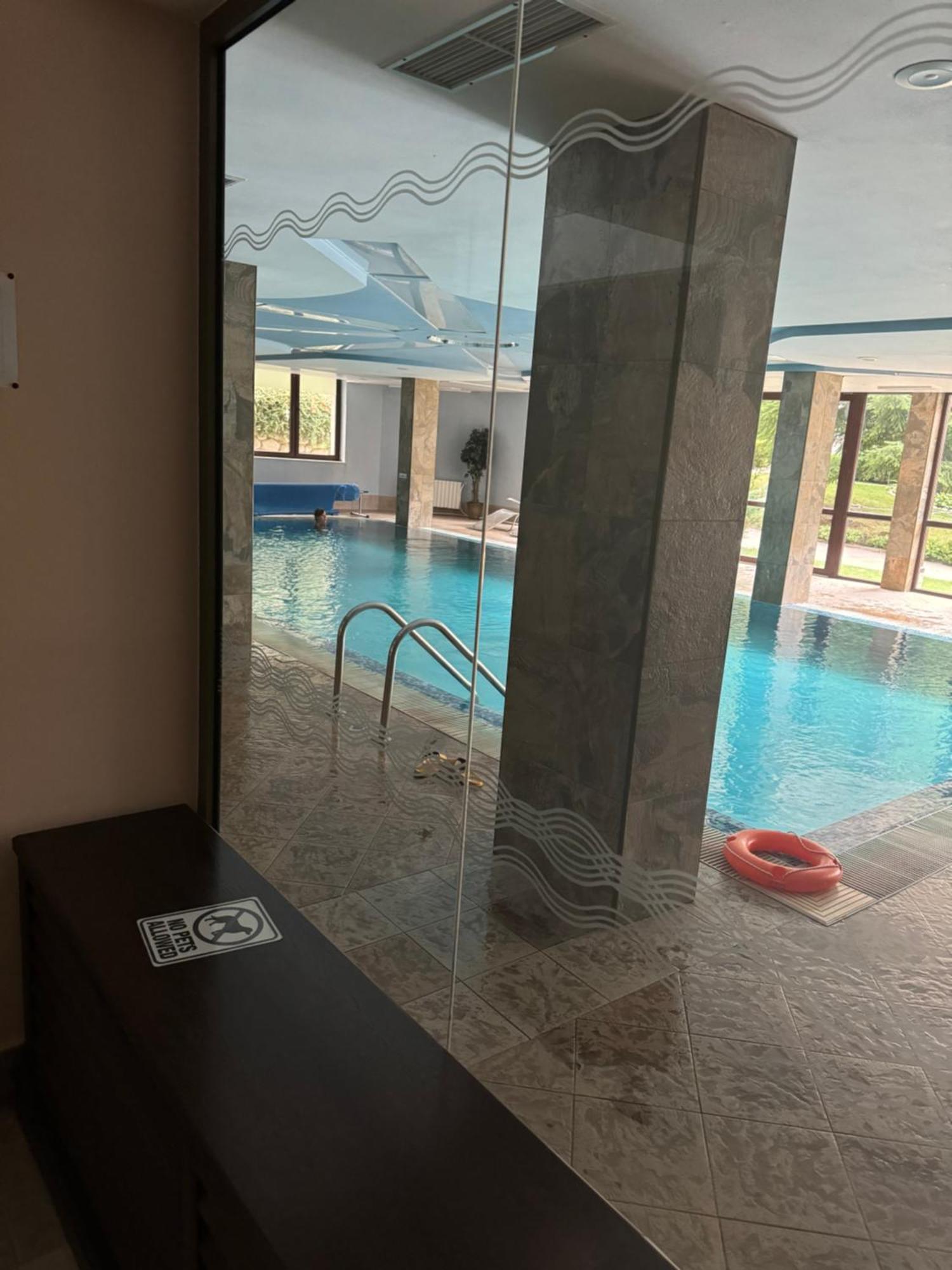 2-Bedroom, 2-Bathroom With Fireplace And Garden At Winslow Infinity Bansko Exterior photo
